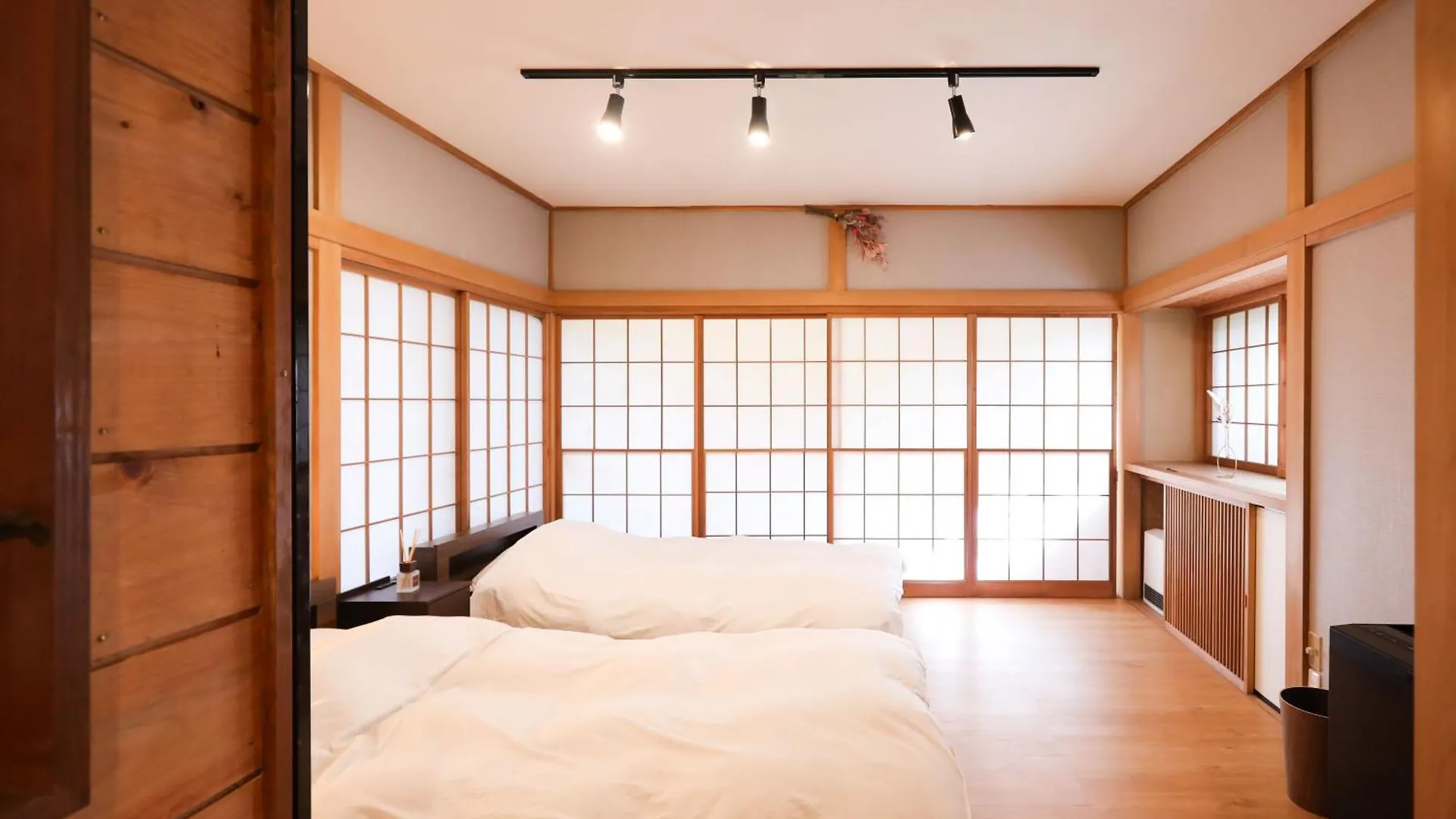 Вилла 望森荘 Hakone Boshinso 0*,